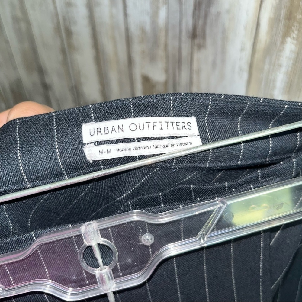 Urban Outfitters Black Pinstripe Preppy 90s/Y2K Style A Line Skirt - Picture 5 of 5